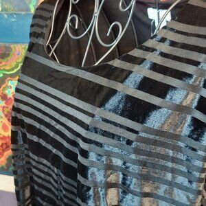 Chicos ~ Sz 2 ~ Black “Velvet and Satin" Black Shirt~ Excellent Condition